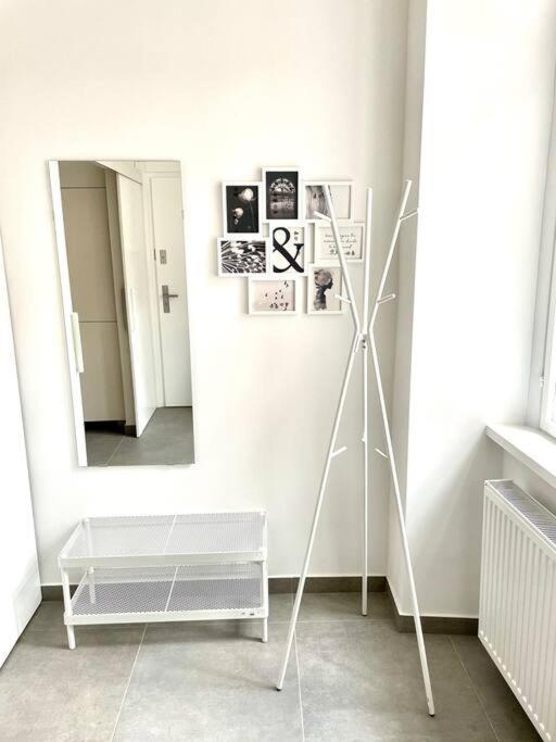 Brand New & Spacious Apartment In The City Centre Bécs Kültér fotó